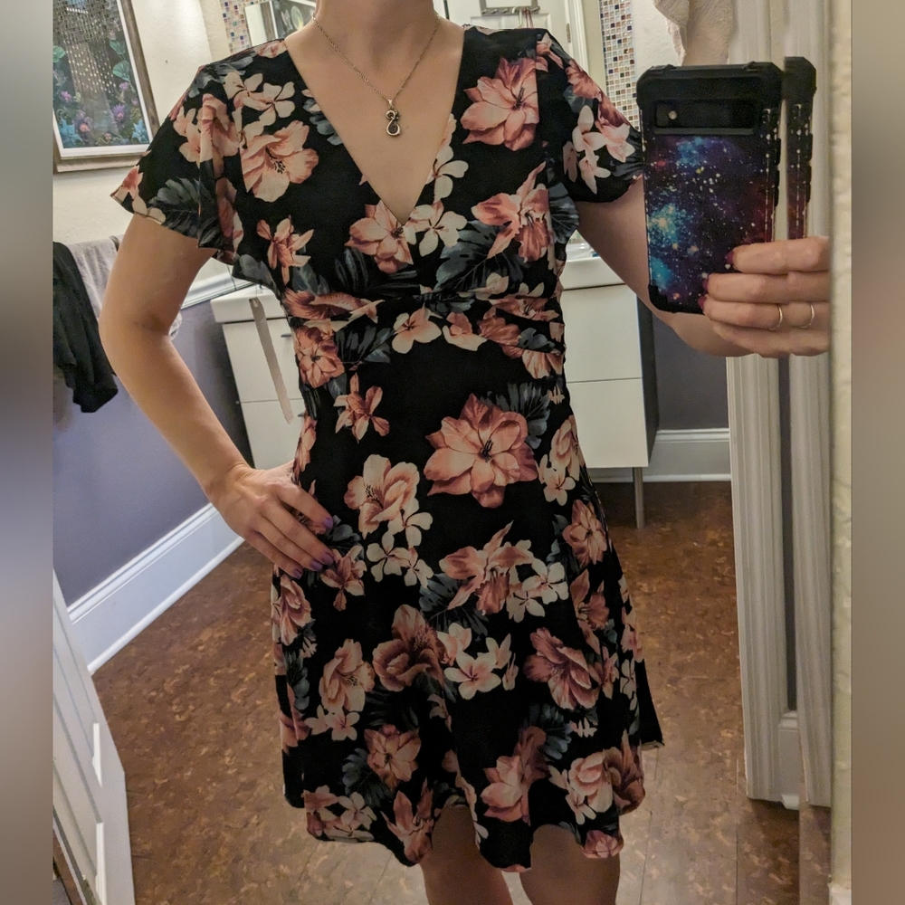 NWT XS/S Hot Topic Almost famous black floral dress